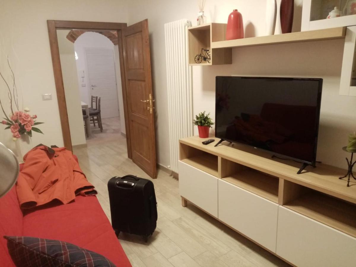 Le Logge Casa Vacanze Montepescali Eksteriør billede