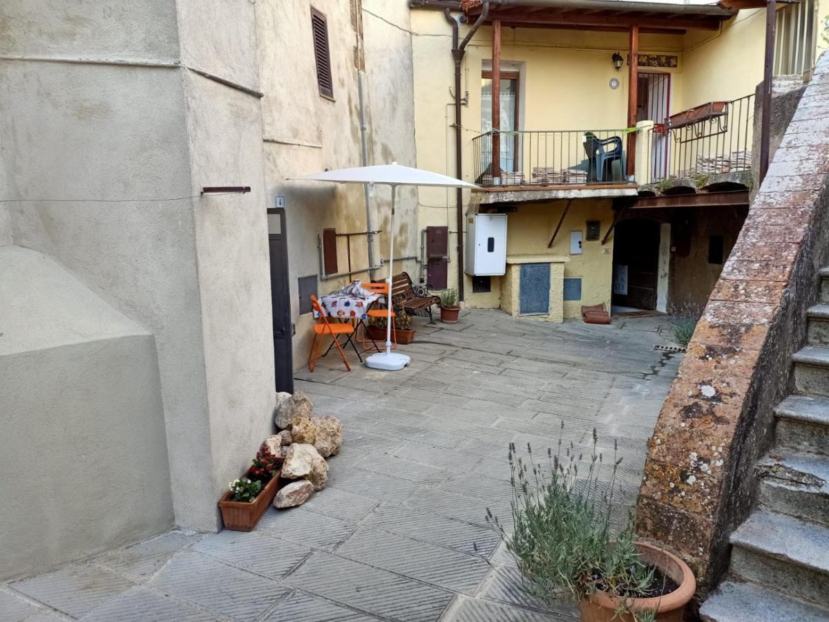 Le Logge Casa Vacanze Montepescali Eksteriør billede