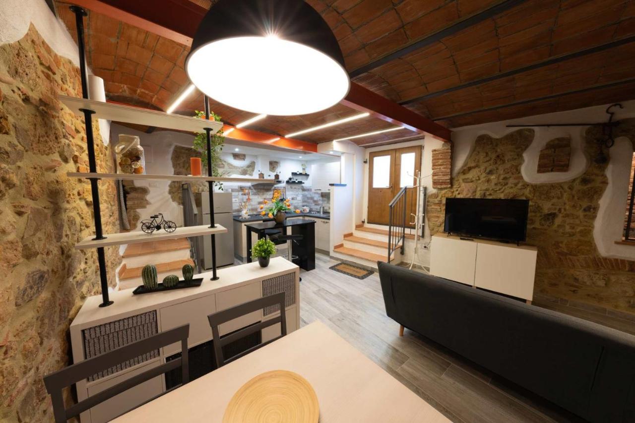 Le Logge Casa Vacanze Montepescali Eksteriør billede
