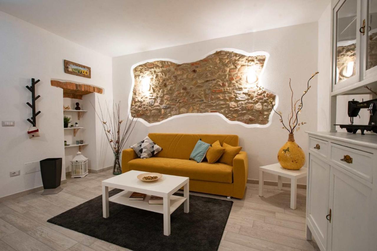 Le Logge Casa Vacanze Montepescali Eksteriør billede