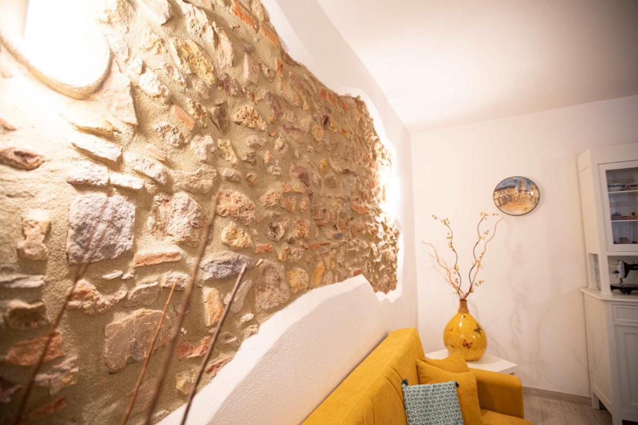 Le Logge Casa Vacanze Montepescali Eksteriør billede