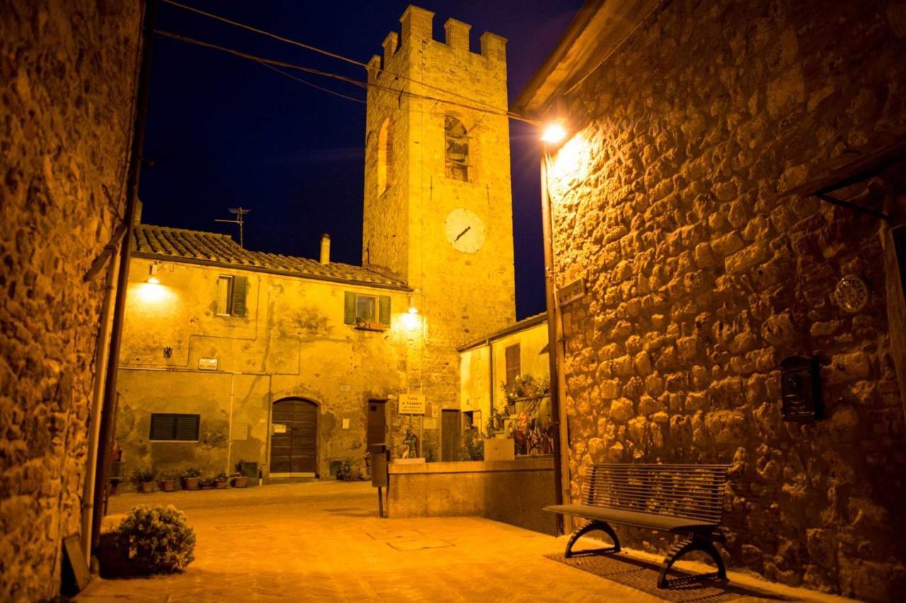 Le Logge Casa Vacanze Montepescali Eksteriør billede